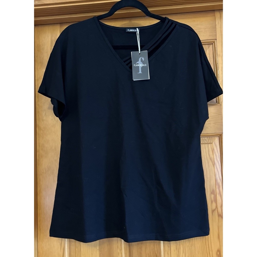 Flamingals Women's Short Sleeve Black Top Sz Xl